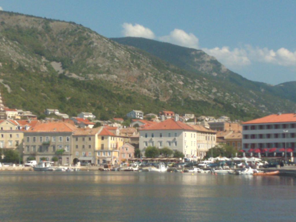 Apartamento Apartman Marina City Center Senj  Habitación foto